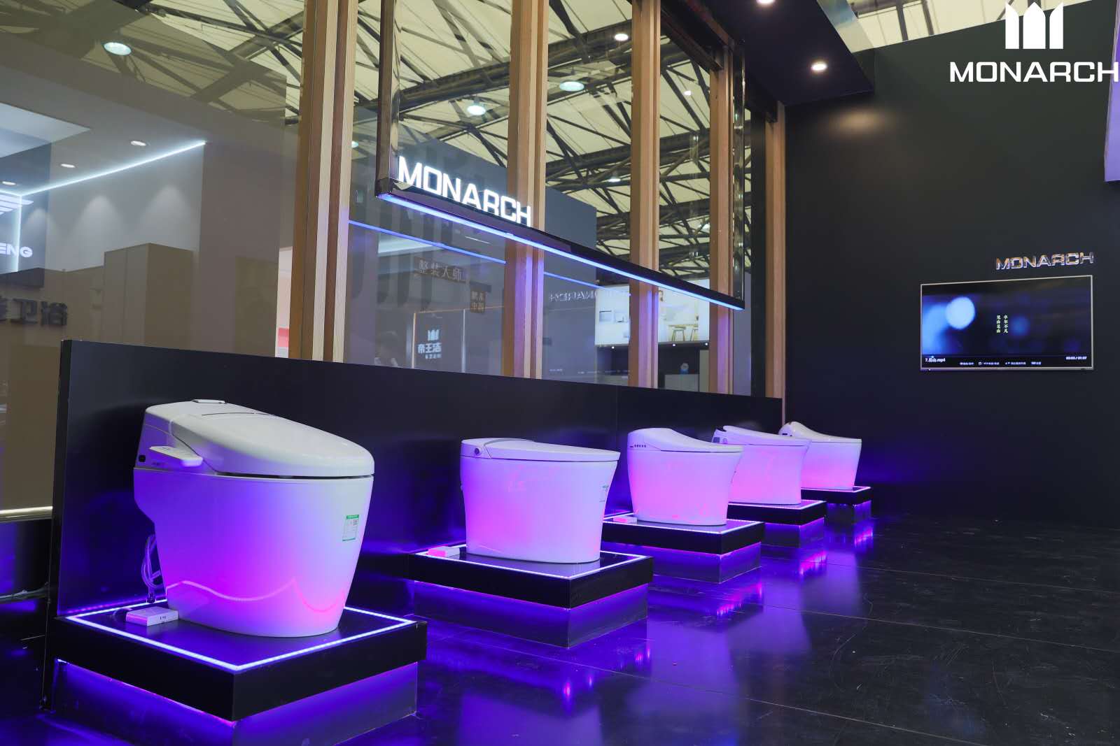 K1体育洁具全新智能马桶 K1体育洁具全新智能马桶