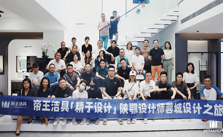 �ɶ��������Ž����������������תǧ���������������Ƹ����������˶����ߡ����ɽ�����Ƕѵ���ʷ���ż������ص��Ļ��������óɶ���Ϊ�������ʦ�����¶����Ļ��ı��ض�����